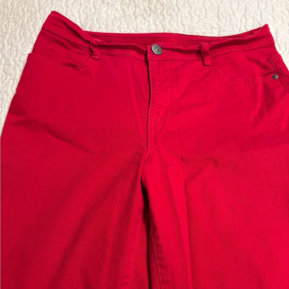 Classic red jeans - Picture 3 of 5